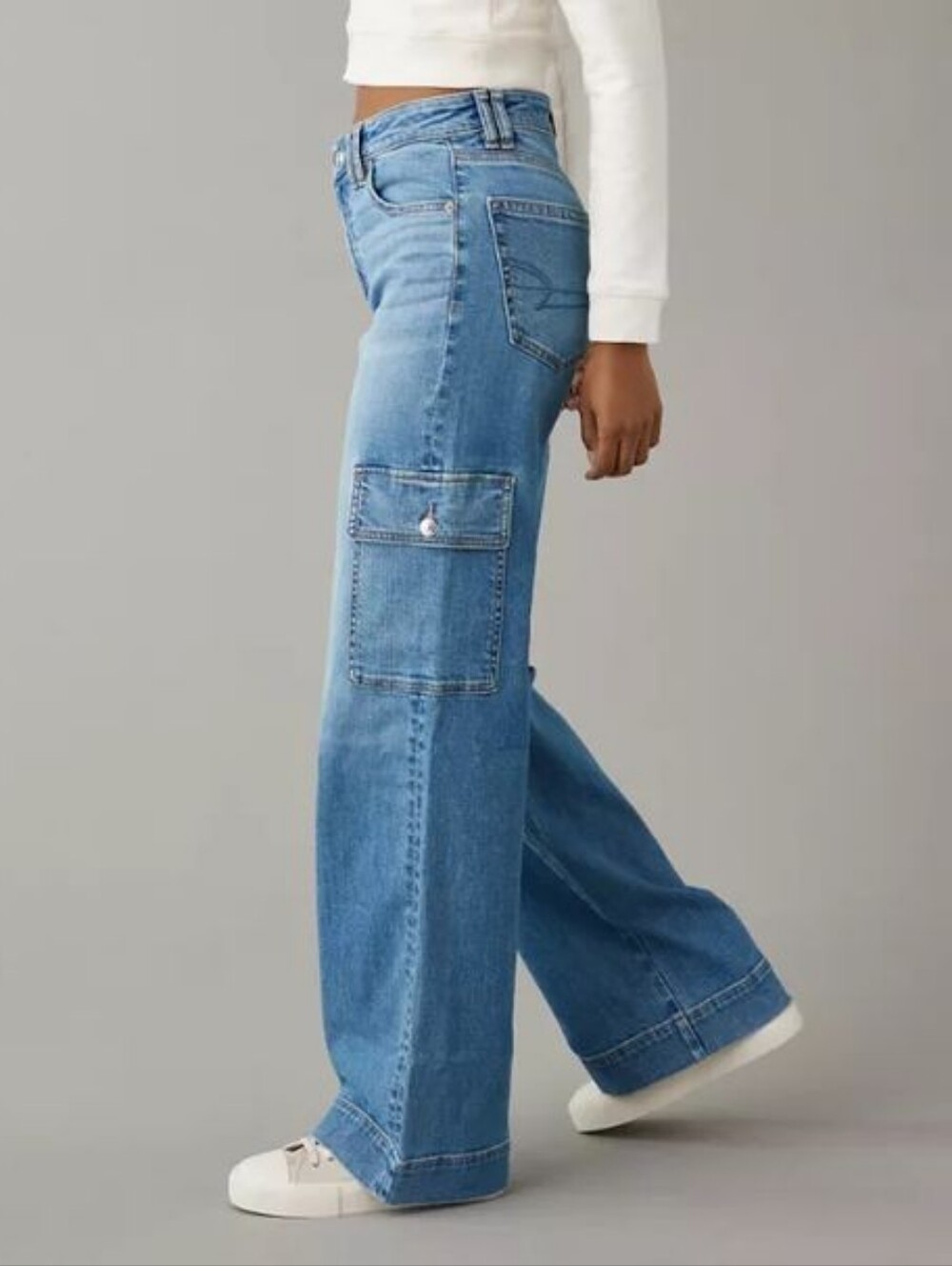 American Eagke AE Super High-Rise Baggy Wide Leg Cargo Jeans Size 0 EUC